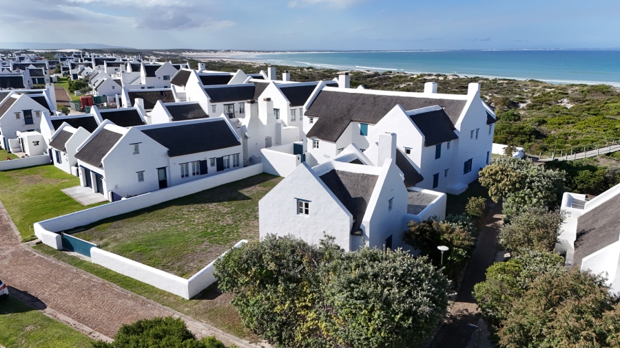 5 Bedroom Property for Sale in Struisbaai Western Cape